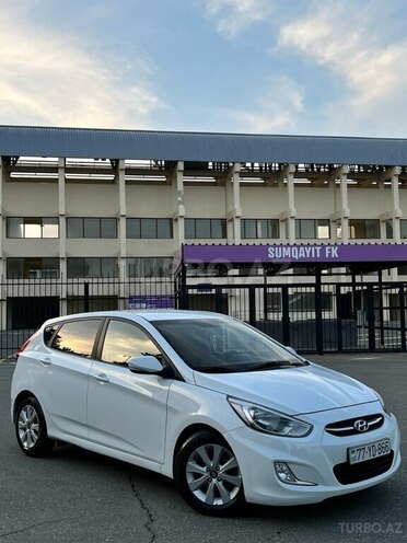 Hyundai Accent 2015, 180,000 km - 1.6 л - Bakı