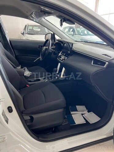 Toyota Corolla Cross 2025, 0 km - 2.0 l - Bakı
