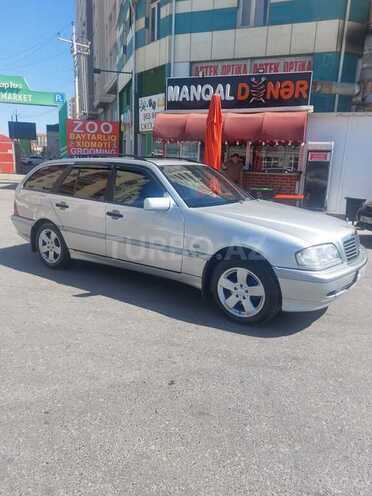 Mercedes C 220 d 2000, 301,000 km - 2.2 л - Xırdalan