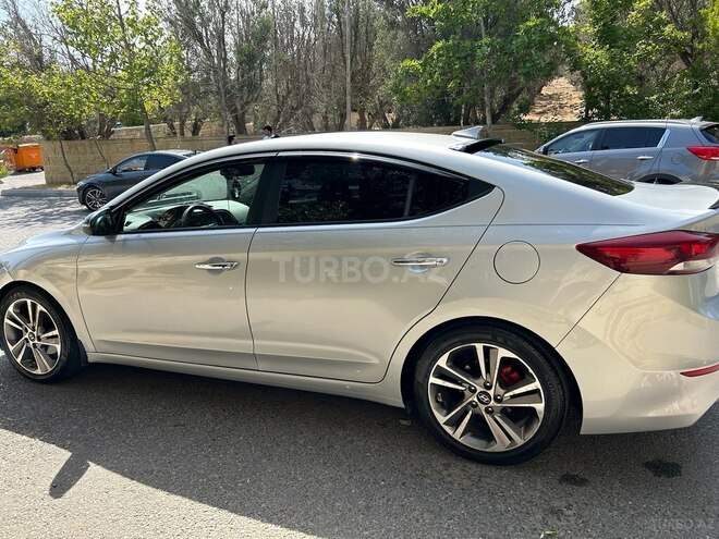 Hyundai Elantra 2017, 140,000 km - 2.0 l - Bakı