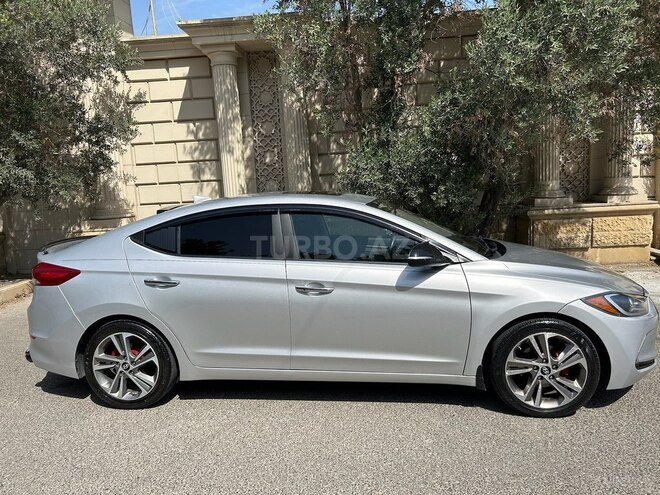 Hyundai Elantra 2017, 140,000 km - 2.0 l - Bakı