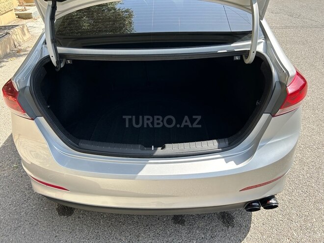 Hyundai Elantra 2017, 140,000 km - 2.0 l - Bakı