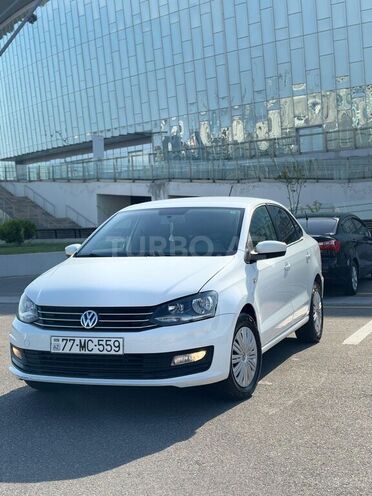 Volkswagen Polo 2018, 130,000 km - 1.6 l - Bakı