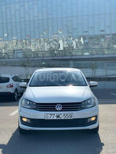 Volkswagen Polo 2018, 130,000 km - 1.6 l - Bakı