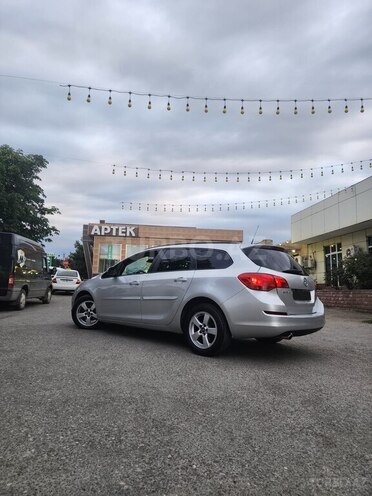 Opel Astra 2012, 225,123 km - 1.4 l - Quba