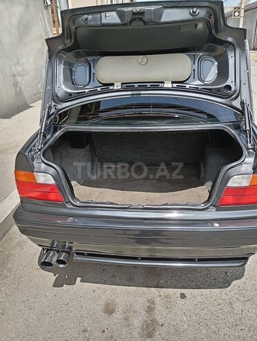 BMW 318 1993, 265,000 km - 1.8 l - Gəncə