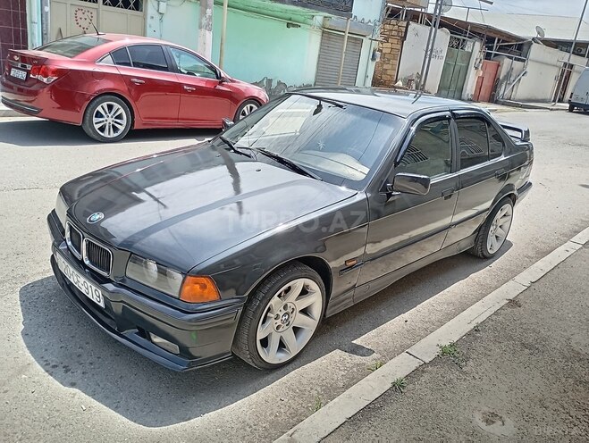 BMW 318 1993, 265,000 km - 1.8 l - Gəncə