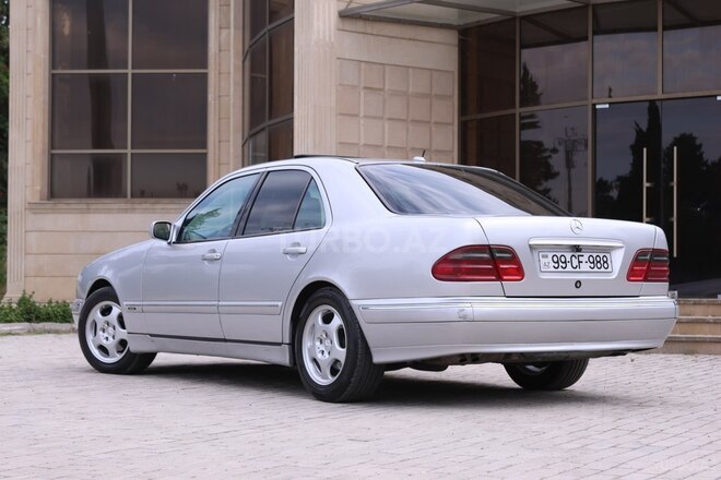 Mercedes E 240 2000, 400,000 km - 2.4 l - Bakı