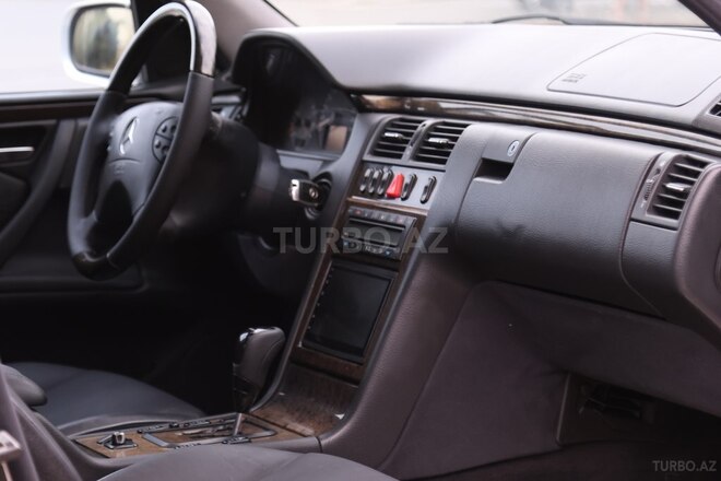 Mercedes E 240 2000, 400,000 km - 2.4 l - Bakı