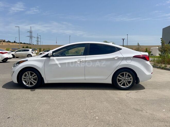 Hyundai Elantra 2015, 133,576 km - 1.8 l - Bakı