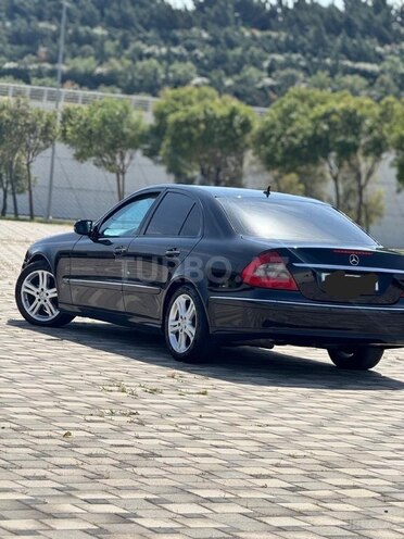 Mercedes E 220 d 2006, 335,000 km - 2.2 л - Bakı