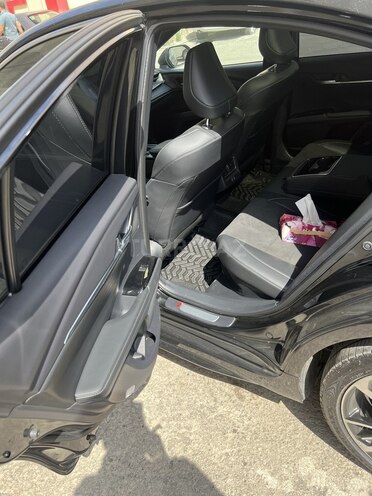 Toyota Camry 2024, 5,300 km - 2.0 l - Bakı