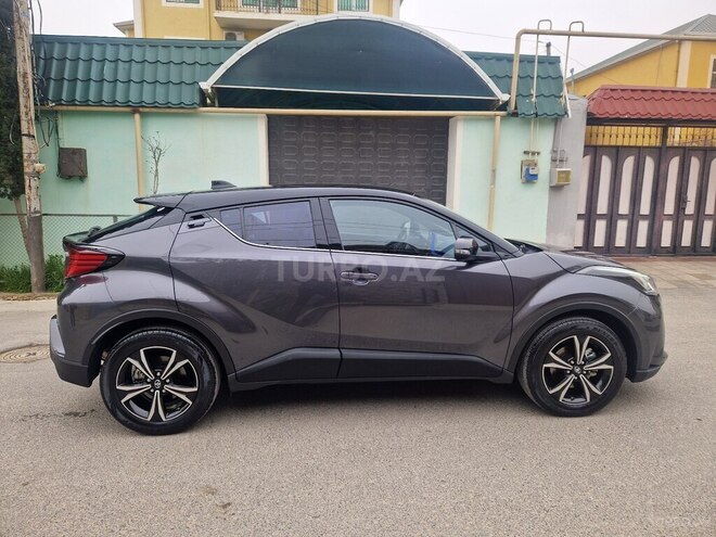 Toyota C-HR 2019, 69,000 km - 1.2 l - Bakı