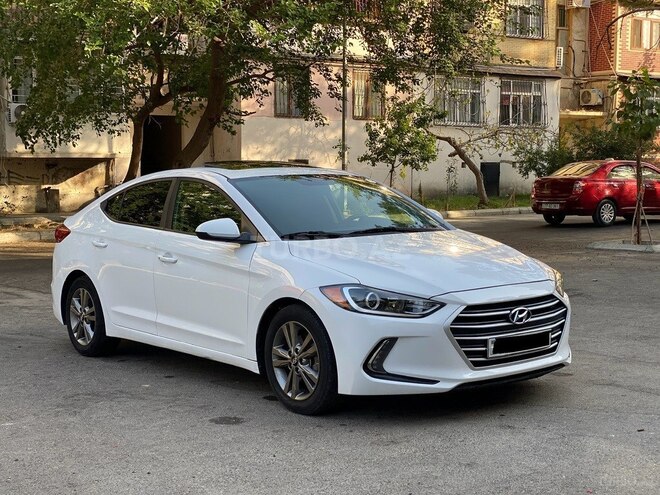 Hyundai Elantra 2017, 99,900 km - 2.0 l - Bakı