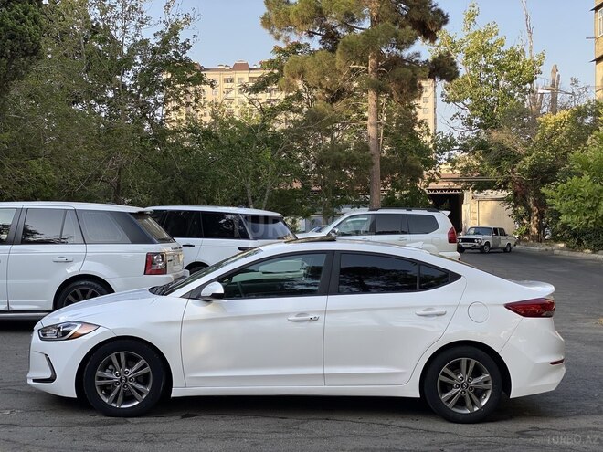 Hyundai Elantra 2017, 99,900 km - 2.0 l - Bakı