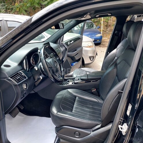 Mercedes GLS 500 4MATIC 2017, 73,000 km - 3.0 l - Bakı