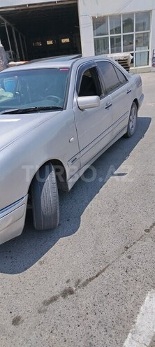 Mercedes E 230 1996, 270,000 km - 2.3 l - Kürdəmir