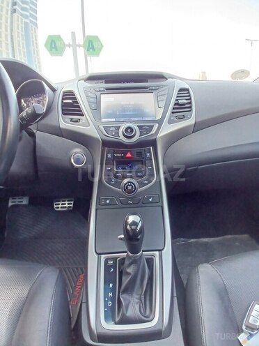 Hyundai Elantra 2014, 153,984 km - 1.8 l - Bakı