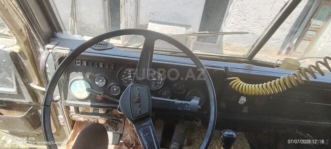 KamAz 53212 1988, 400,000 km - 11.0 л - Ağstafa