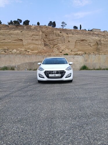 Hyundai i30 2015, 165,000 km - 1.4 l - Şamaxı