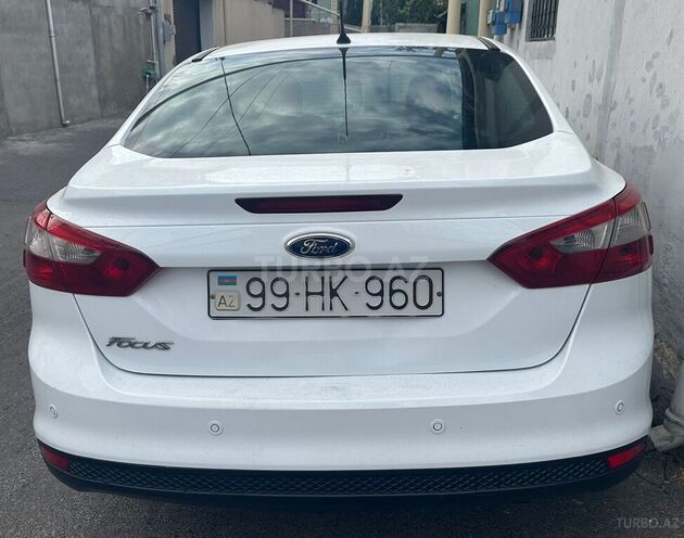 Ford Focus 2013, 228,000 km - 1.6 л - Bakı