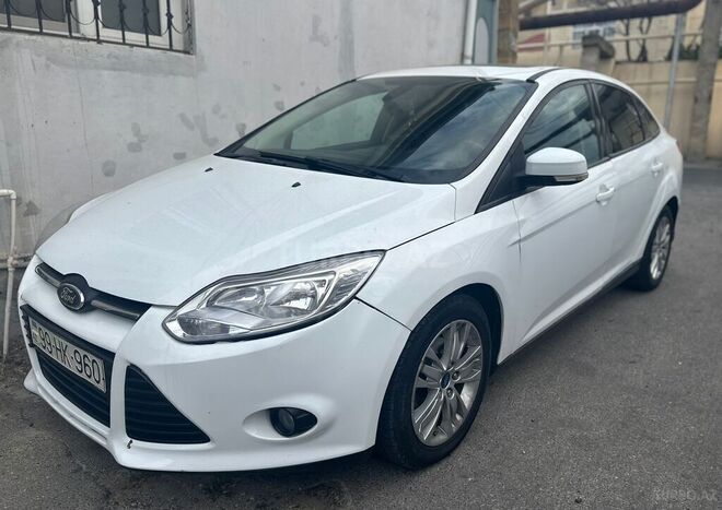 Ford Focus 2013, 228,000 km - 1.6 л - Bakı