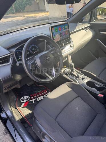 Toyota Corolla Cross 2024, 20,000 km - 2.0 л - Bakı