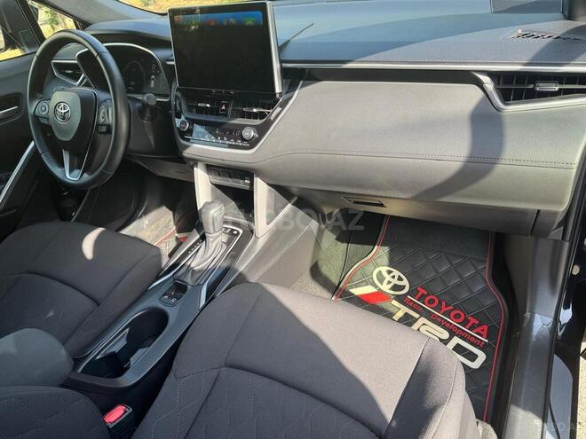 Toyota Corolla Cross 2024, 20,000 km - 2.0 л - Bakı