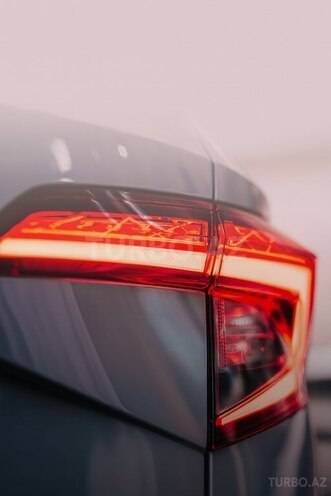 Skoda Karoq-5