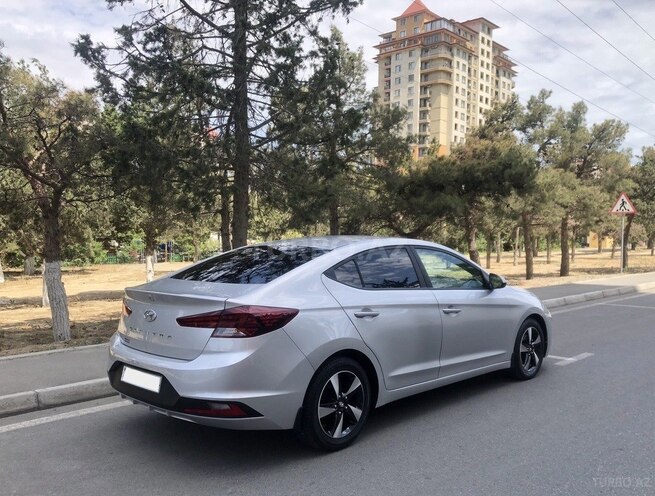Hyundai Elantra 2019, 188,937 km - 2.0 l - Bakı