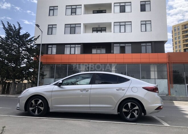 Hyundai Elantra 2019, 188,937 km - 2.0 l - Bakı