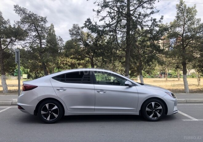 Hyundai Elantra 2019, 188,937 km - 2.0 l - Bakı