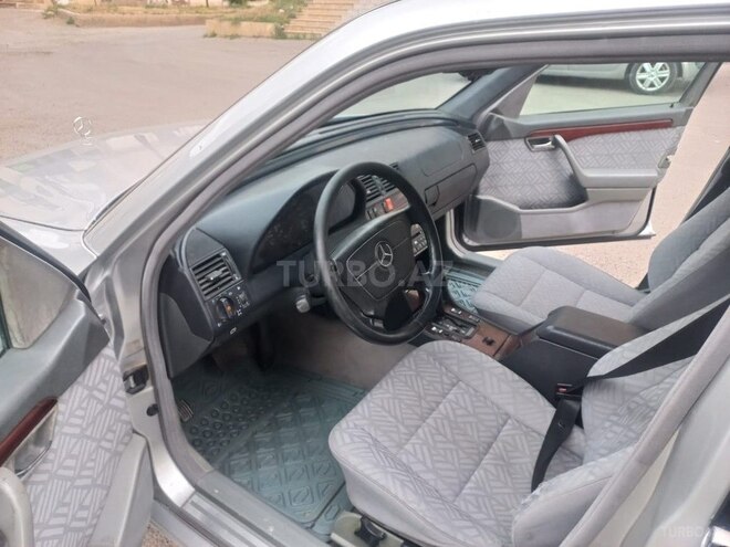 Mercedes C 200 1995, 356,427 km - 2.0 л - Gəncə