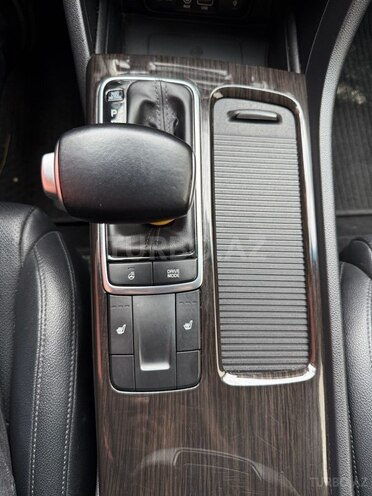Kia K5-13