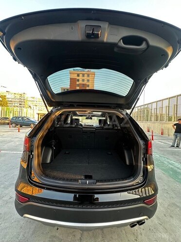 Hyundai Santa Fe-11