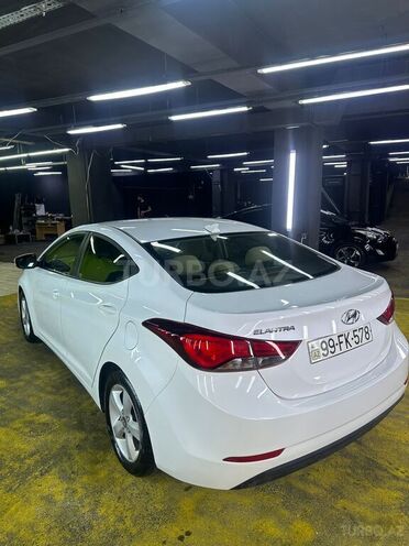 Hyundai Elantra 2015, 218,871 km - 1.8 л - Bakı
