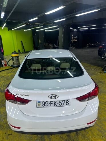 Hyundai Elantra 2015, 218,871 km - 1.8 л - Bakı