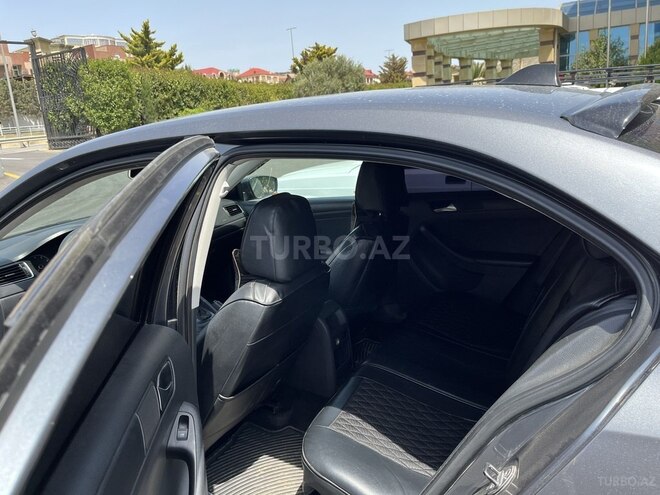 Volkswagen Jetta 2014, 352,446 km - 2.0 l - Bakı