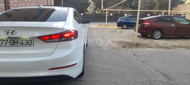 Hyundai Elantra 2017, 115,000 km - 2.0 l - Bakı