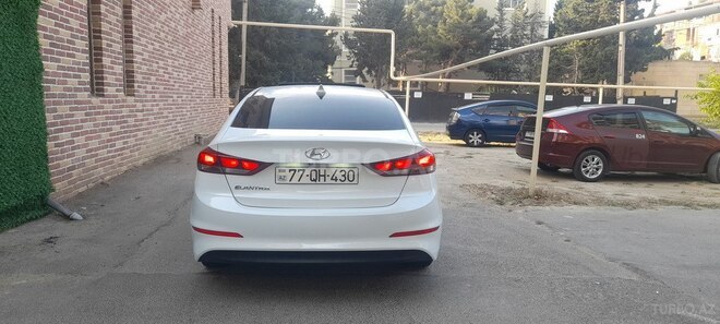 Hyundai Elantra 2017, 115,000 km - 2.0 l - Bakı