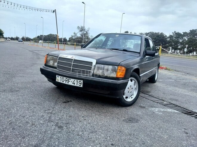 Mercedes 190 1992, 323,526 km - 1.8 l - Bakı