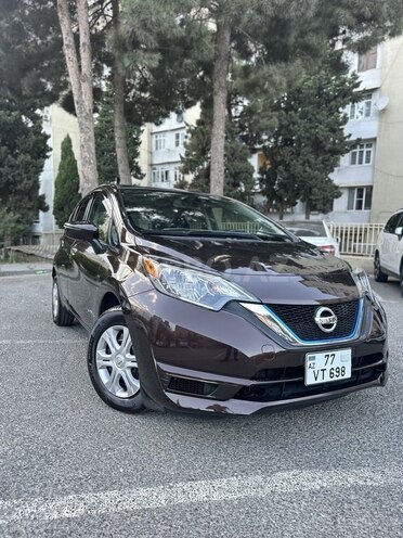 Nissan Note-2