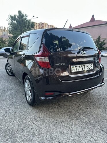 Nissan Note-8