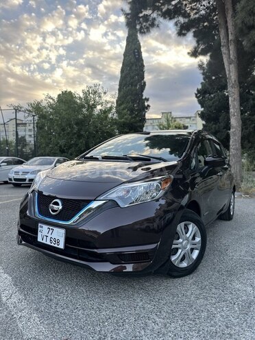 Nissan Note-1