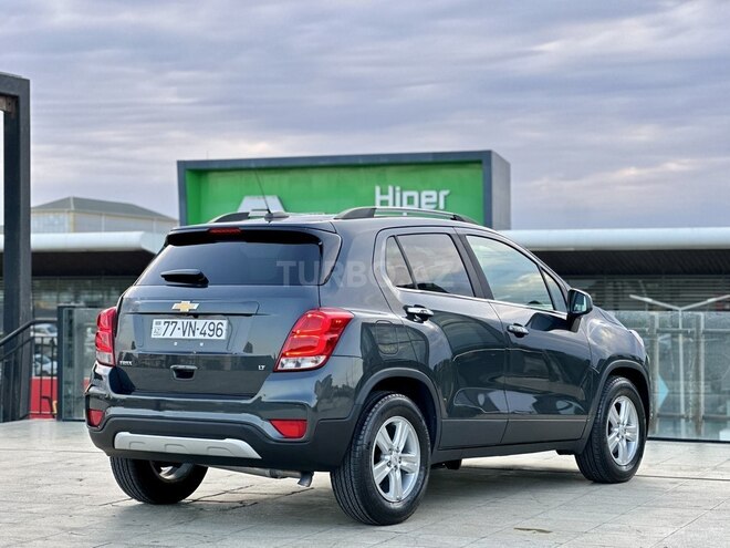 Chevrolet Trax-12