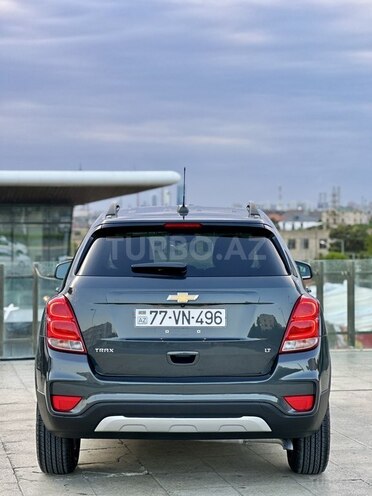 Chevrolet Trax-11