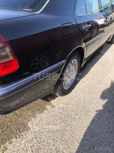 Mercedes C 230 1998, 230,000 km - 2.3 l - Bakı