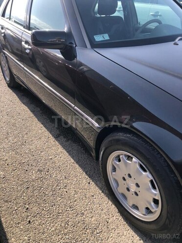 Mercedes C 230 1998, 230,000 km - 2.3 l - Bakı