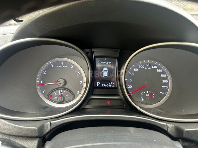 Hyundai Santa Fe 2014, 175,000 km - 2.4 l - Bakı