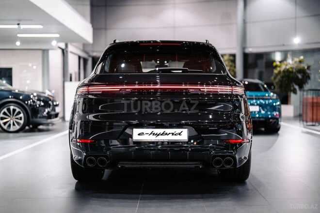 Porsche Cayenne E-Hybrid-5